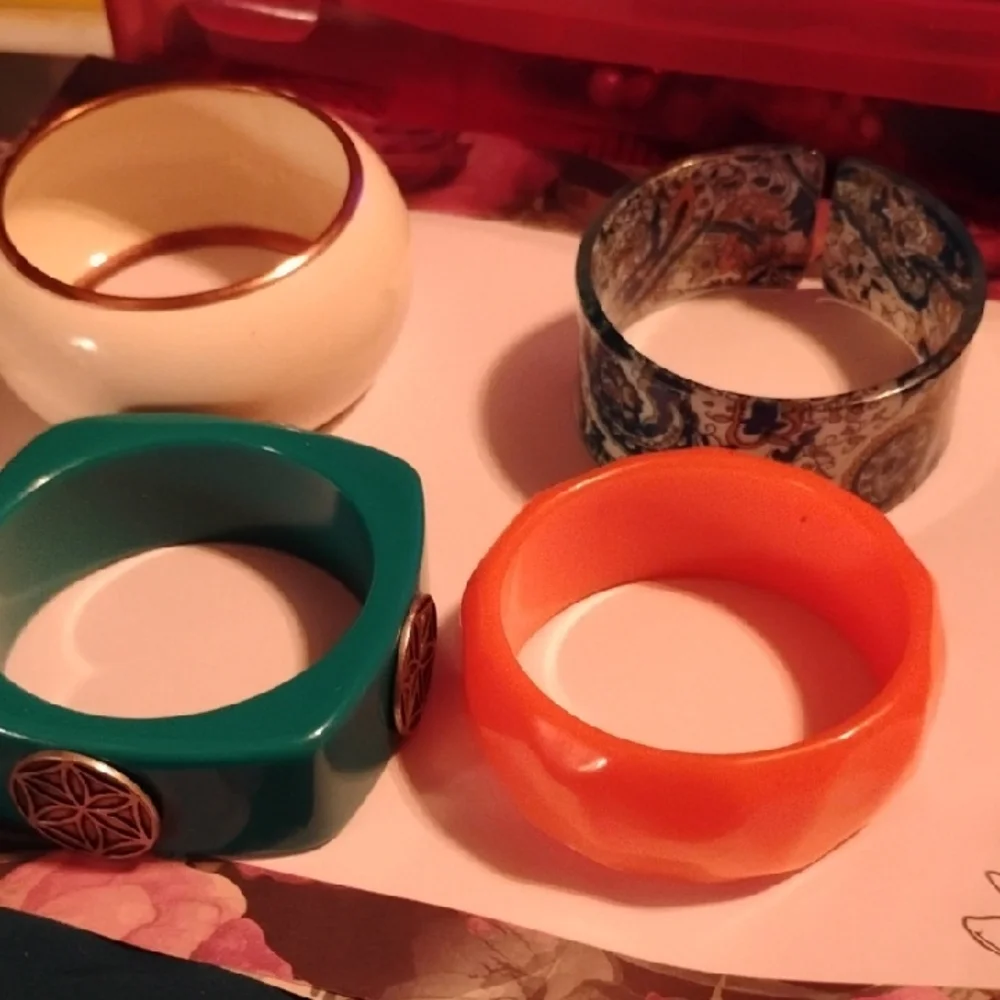 Colorful Women's Bangle Set - Picture 1 of 1